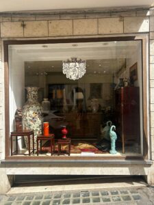 Viterbo proseguono le aperture in città: inaugura “Così com’è”