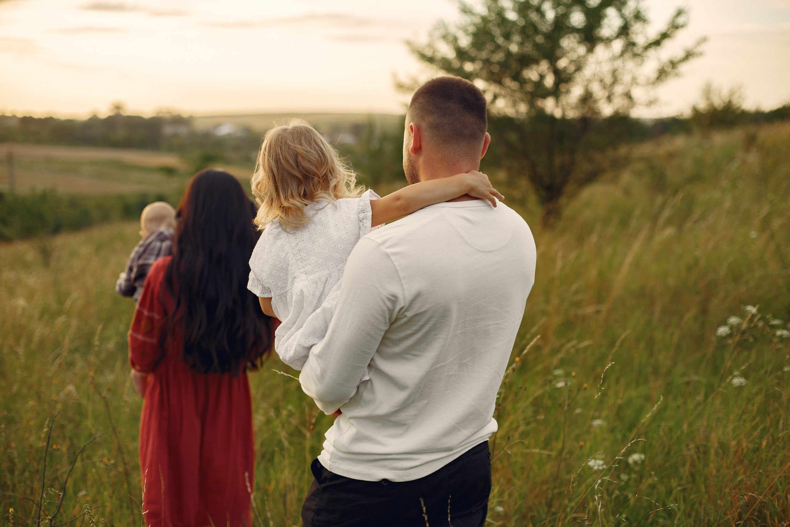 Carta Dedicata a Te, dal Governo 1000 euro per le famiglie in difficoltà economica