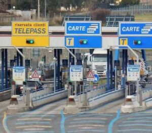 Lavori in autostrada, chiuso il casello di Orte: ecco giorni e orari