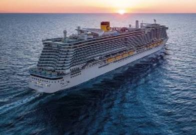 Rissa a bordo della Costa Smeralda, 13 giovani denunciati