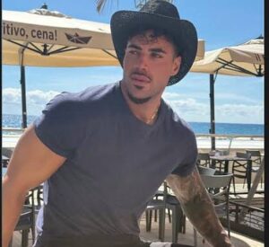 “Il più bello d’Italia” è Riccardo Sparacciari 27enne di Frascati