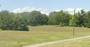 Il corpo senza vita di un uomo trovato in un Parco a Roma