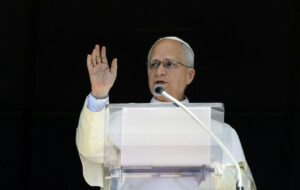 Notte serena per il Papa, rimosso adenocarcinoma polmonare