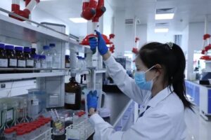 Cina, spesa per ricerca e sviluppo in aumento dell’8,2% nel 2025