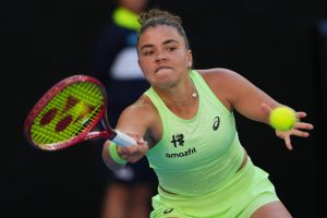 Jasmine Paolini, spirale senza fine: pure a Tokyo fuori al primo turno