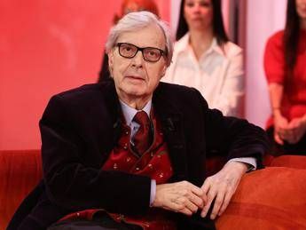 Vittorio Sgarbi ricoverato al Policlinico Gemelli