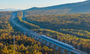 La Cina presenta un piano per l’innovazione sci-tech del settore ferroviario