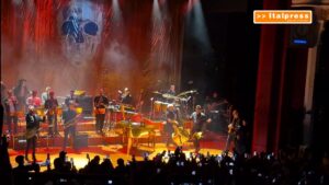 Cesare Cremonini conquista Londra con “Amateur”