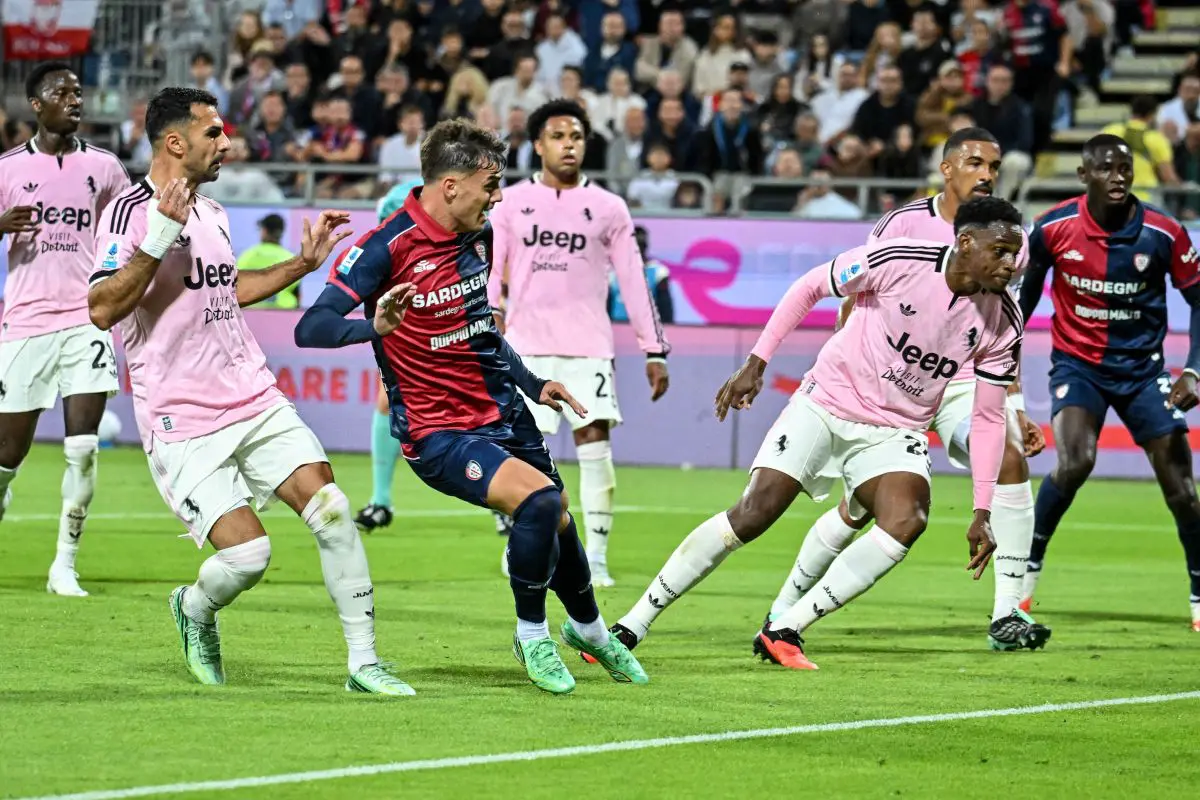 Il Cagliari ferma la Juve sull’1-1, Kolo Muani risponde a Maldini