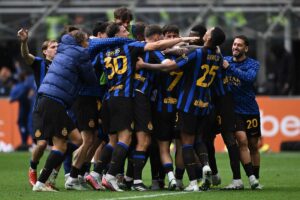 Altra rimonta Inter, Thuram e Zielinski stendono la Fiorentina