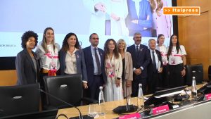 Riparte FrecciaRosa, la prevenzione oncologica viaggia in treno
