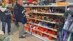 Halloween, sequestrati oltre 17 mila articoli non conformi nel Ragusano