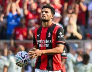 Milan-Atalanta, Var protagonista prima annulla gol ai rossoneri e poi assegna due rigori