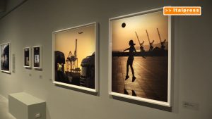 “Harbor” di Anastasia Samoylova in mostra alle Gallerie d’Italia di Torino