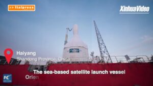 Cina, i lanci di razzi dal mare trainano l’industria spaziale commerciale