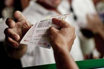 Superenalotto, numeri estrazione vincente oggi 29 ottobre. I 5 vincono quasi 33mila euro