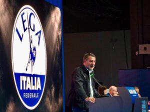 Lega, Salvini confermato segretario fino al 2030: «Stop ai soldi all’Ucraina»