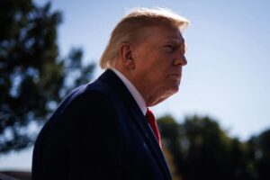 Trump “Sia Ucraina che Russia vogliono la fine della guerra, troveremo soluzione”