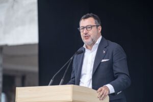 Carburanti, Salvini “Sbloccati fondi per un miliardo, da oggi pagamenti”