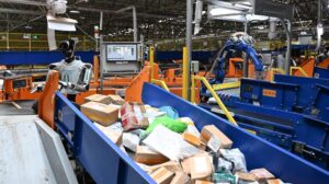 Cina, oltre 150 miliardi di pacchi consegnati dal servizio postale