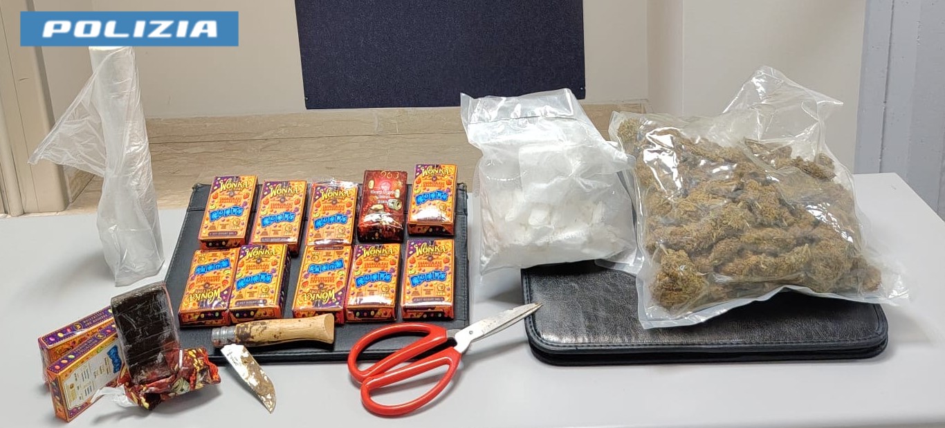 Gaeta, la Polizia di Stato arresta un uomo e sequestra circa 1,8 chilogrammi di sostanze stupefacenti