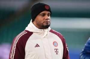 Vincent Kompany, la grande paura: malore per l’allenatore del Bayern, la ricostruzione