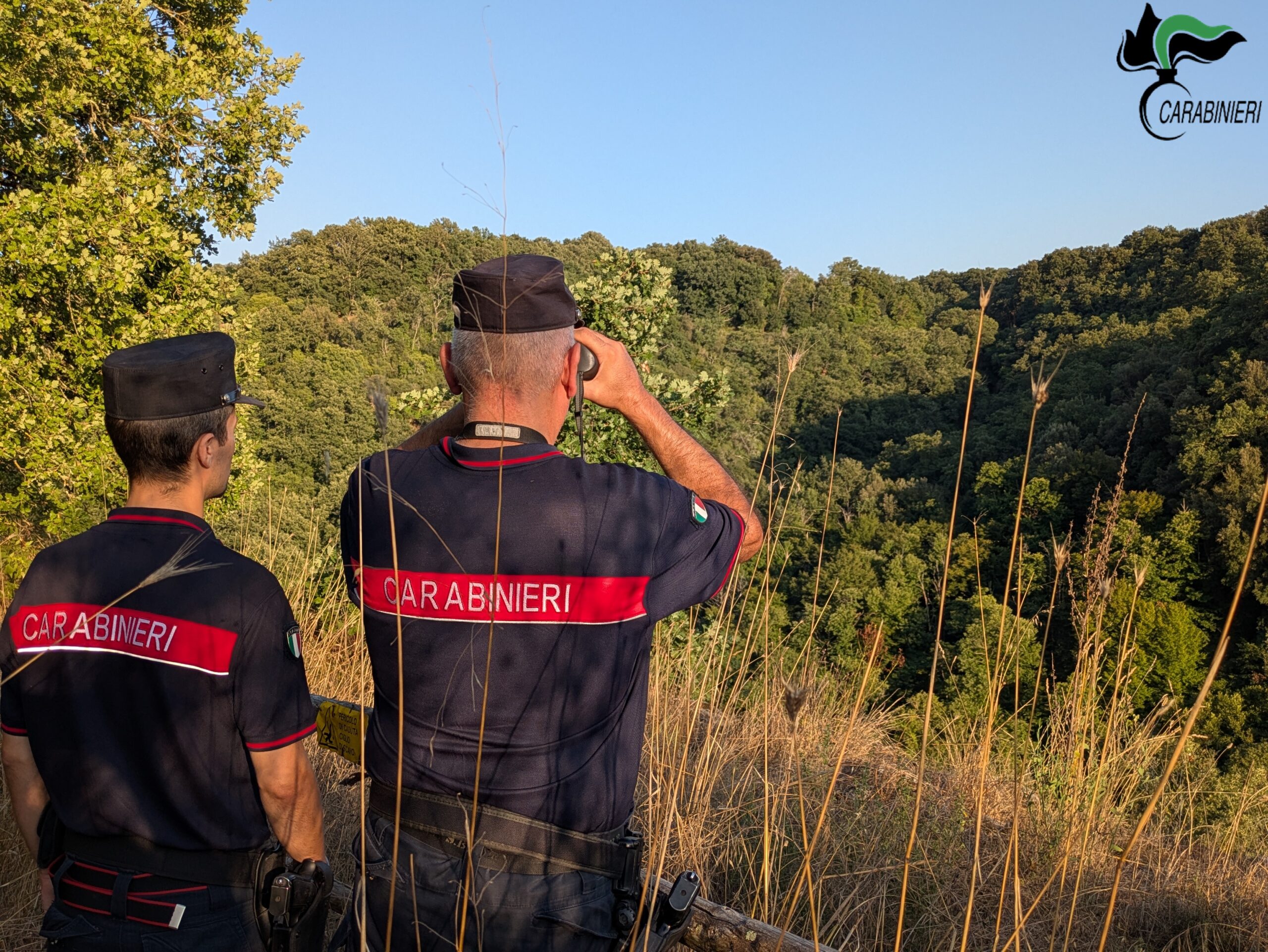 Vejano – Si perde tra i boschi dell’Arcaccio in una gola dove scorre il Mignone, uomo recuperato dai carabinieri forestali grazie alla condivisione della posizione