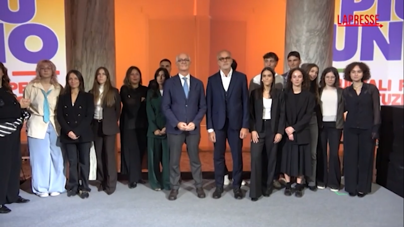 Più Uno, Ruffini-Gabrielli presentano il logo: lo slogan recita ‘Uguali per Costituzione’