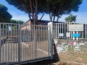 Civitavecchia – Ieri l’esodo, oggi lo sciopero: Galilei senz’acqua, è polemica (FOTO)