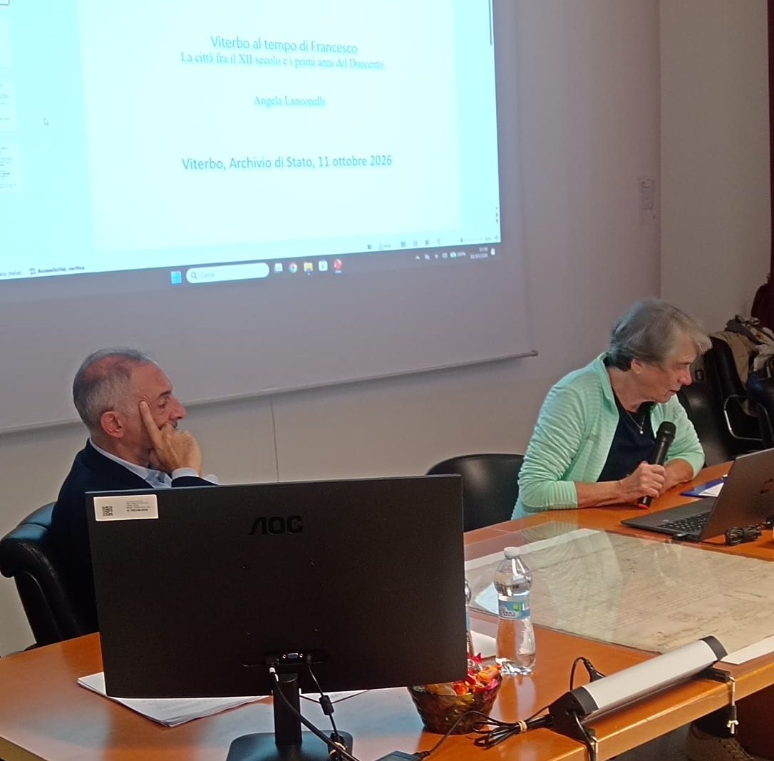 Eretici al potere, guerre e confische: folla all’Archivio di Stato per scoprire la Viterbo ai tempi di San Francesco
