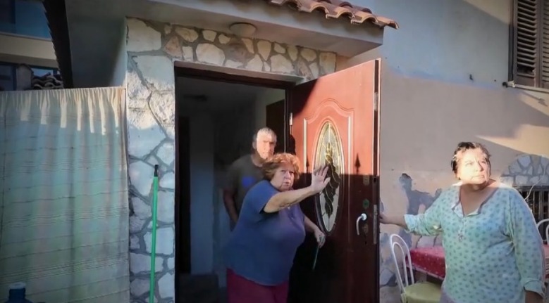 Ladispoli – Casa occupata, muore l’occupante e “subentrano” i parenti: l’incredibile caso trattato da Fuori dal Coro (FOTO)