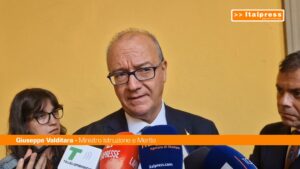 Scuola, Valditara “Sugli stipendi l’opposizione faccia pace con se stessa”