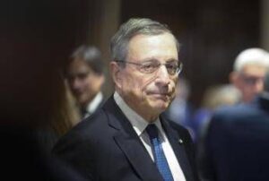 Draghi: “Ue investa 100 miliardi nell’Intelligenza Artificiale”