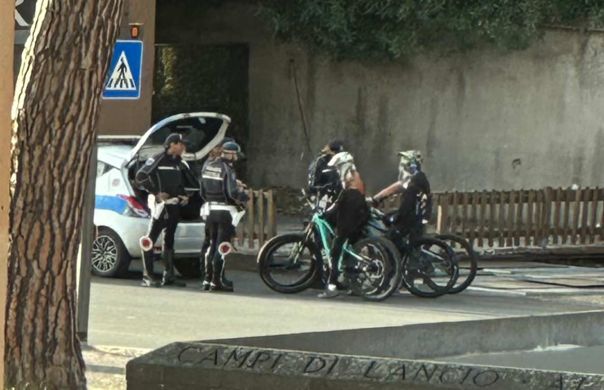 Viterbo – Ancora bici impazzite e pedoni a rischio: nuovo blitz della Polizia Locale al Sacrario. Nel mirino anche il quartiere Murialdo