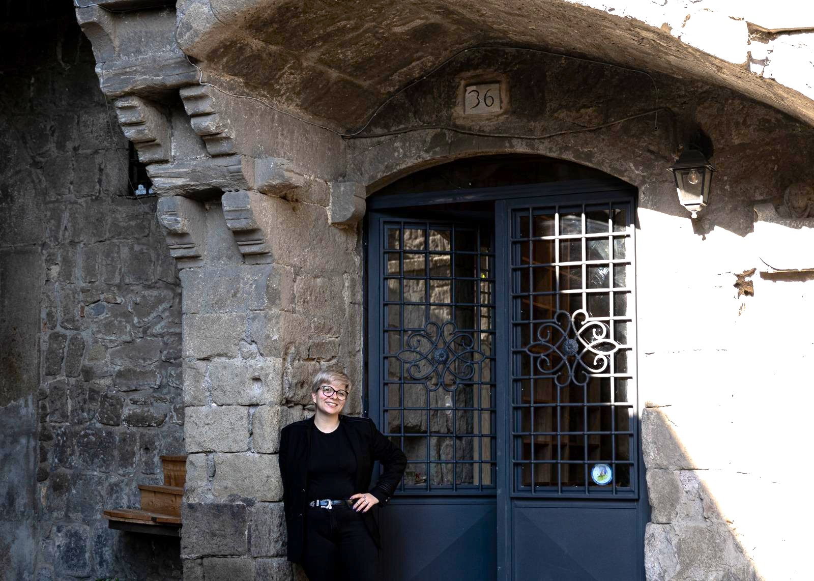 La libreria “Le Due Lune” arriva a San Pellegrino. La sfida di Cristina Della Rosa: “Basta piangersi addosso, riportiamo vita e cultura nel cuore di Viterbo”