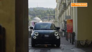 Stellantis e Wayve, la guida con l’intelligenza artificiale ora è più vicina