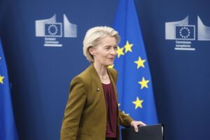 La Commissione Ue propone di rafforzare Frontex, al centro anche i rimpatri