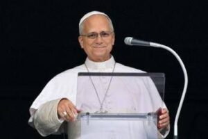 Papa Leone XIV, i medici: “Non servono altre terapie dopo l’operazione”