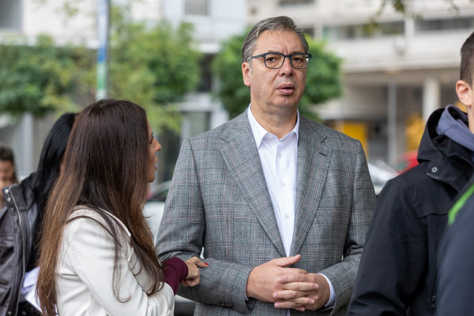 Svolta alle elezioni politiche in Serbia, Vucic riconosce sconfitta