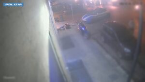 Rapina con l’ascia in un centro scommesse di Palermo, arrestati due giovani