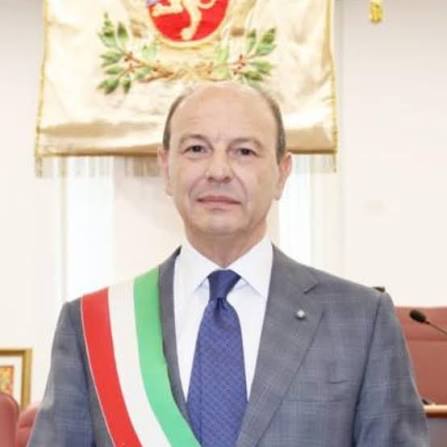 Frosinone – Passo indietro del sindaco Mastrangeli sulle dimissioni