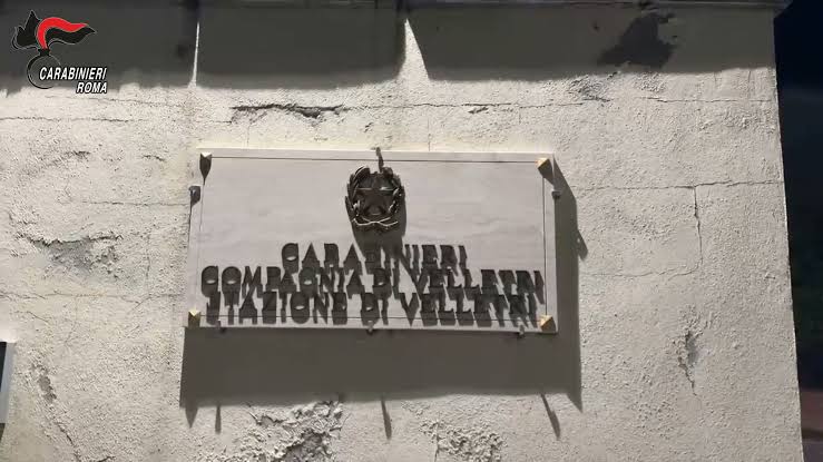 Velletri: officina abusiva come base spaccio droga, 10 arresti