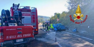 Si schiantano contro un camion sulla Perugia-Bettolle: morti Gaia Stronati di 20 anni e Stefano Marrese di 21