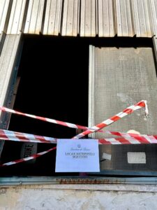 Velletri – Incendio doloso devasta la palestra del Dopolavoro Ferroviario, i proprietari: “E’ il culmine di undici anni di minacce ed intimidazioni”