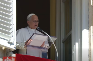 Intervento riuscito per Papa Leone XIV, è tornato in stanza